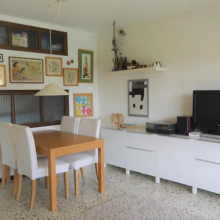 Appartamento Comodo En S'agaro Con Terraza Y Piscina - Es-298-9
